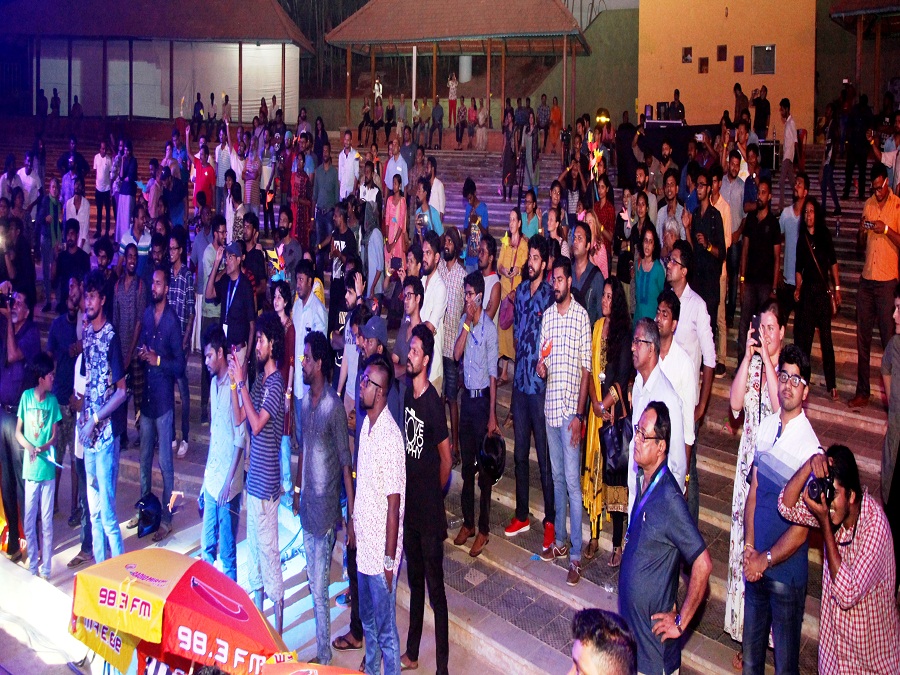 Radio Mirchi Live show managed by The Event People.