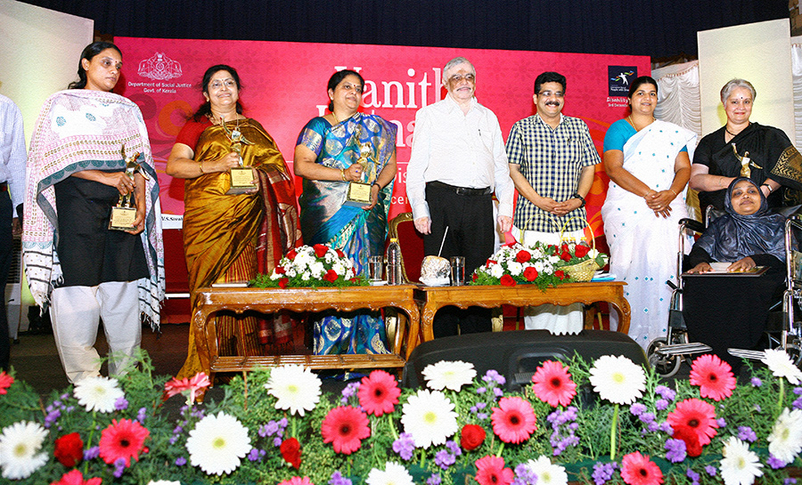 Vanitha Ratnam Awards 2014 managed by The Event People.